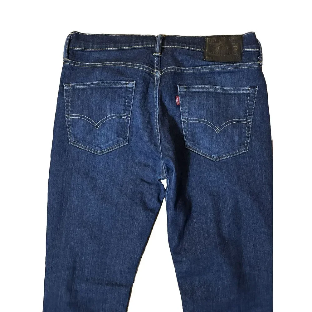 Levis elevate your